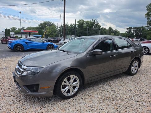Used 2012 Ford Fusion SE FWD image 3
