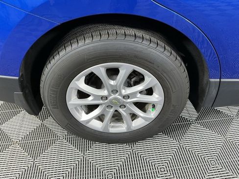 Used 2019 Chevrolet Equinox LT w/ Sun & Navigation Package image 16