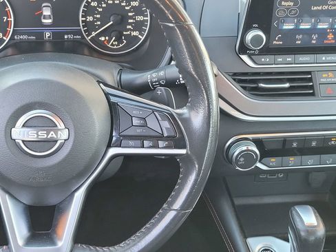 Used 2023 Nissan Altima 2.5 SR image 13