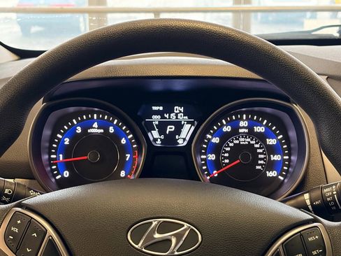 Used 2013 Hyundai Elantra GLS w/ Preferred Pkg image 30