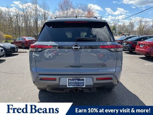 New 2026 Nissan Pathfinder Platinum w/ Cargo Package image 6