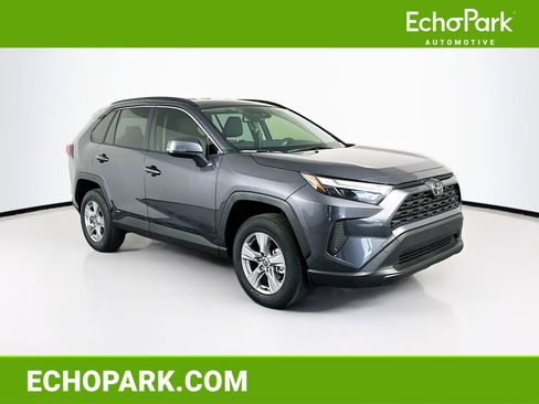 Used 2025 Toyota RAV4 XLE image 1