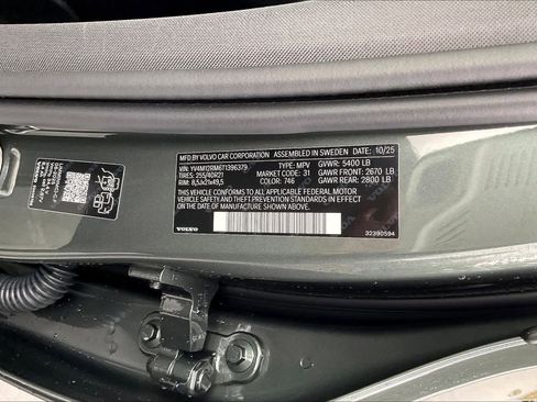 New 2026 Volvo XC60 B5 Ultra w/ Climate Package image 35