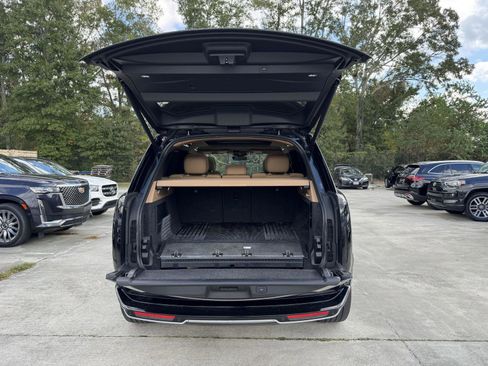 Used 2025 Land Rover Range Rover SE image 22