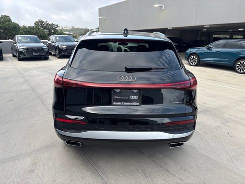 Certified 2025 Audi Q5 Premium Plus w/ Premium Plus AWD/4WD image 7