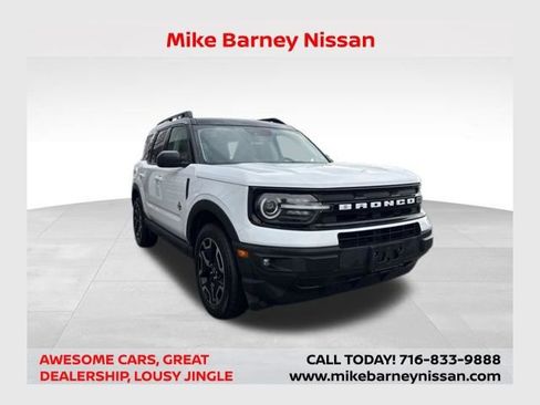 Used 2023 Ford Bronco Sport Outer Banks w/ Tech Package image 1