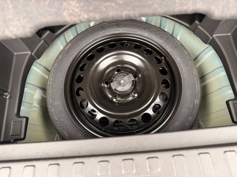 Used 2023 Chevrolet Equinox LS w/ LS Convenience Package image 15