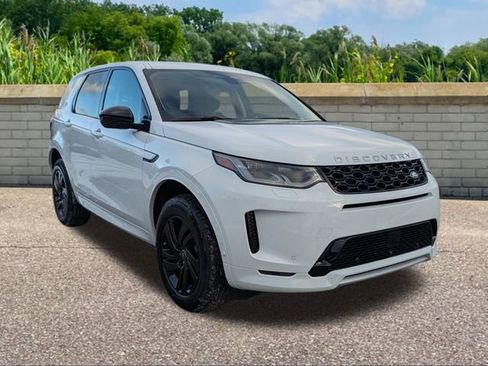 New 2025 Land Rover Discovery Sport S image 3