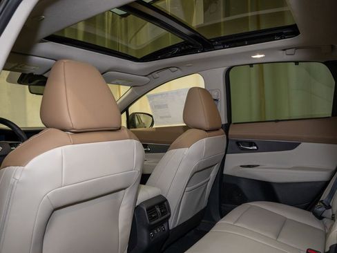 New 2026 Nissan Murano Platinum image 11