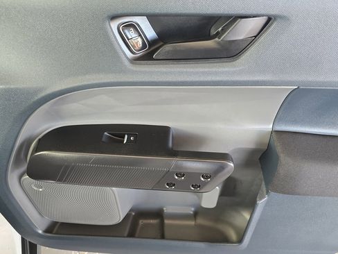 Used 2024 Ford Maverick XL image 41