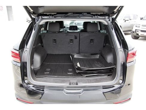 Used 2024 Chevrolet Blazer LT w/ Convenience Package FWD image 28