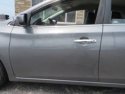 Used 2018 Nissan Sentra S FWD image 41
