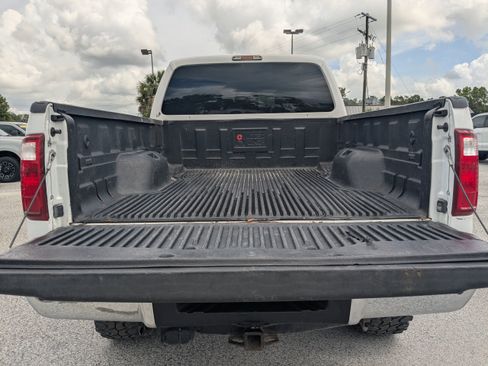 Used 2016 Ford F250 XLT w/ XLT Premium Package AWD/4WD image 14