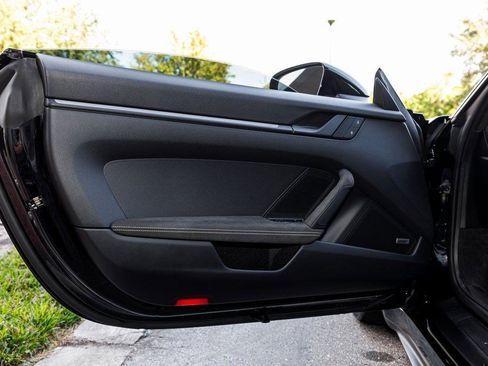 Used 2022 Porsche 911 GT3 RWD image 27