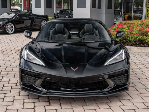 Used 2021 Chevrolet Corvette Stingray Premium Cpe w/ Z51 Performance Package RWD image 21