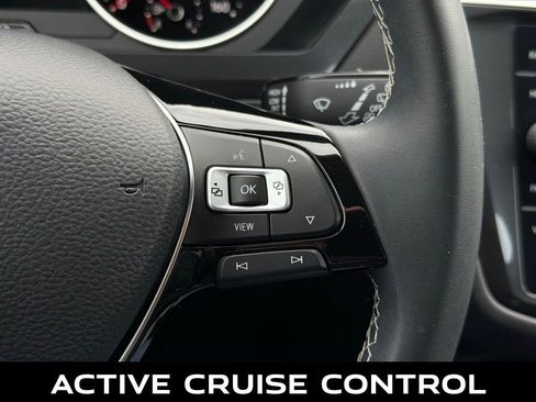 Used 2021 Volkswagen Tiguan SE image 22