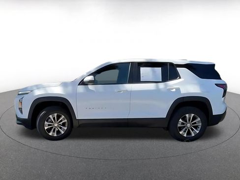 Used 2025 Chevrolet Equinox LT FWD image 7