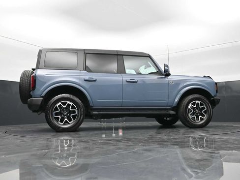 Used 2023 Ford Bronco Outer Banks AWD/4WD image 42