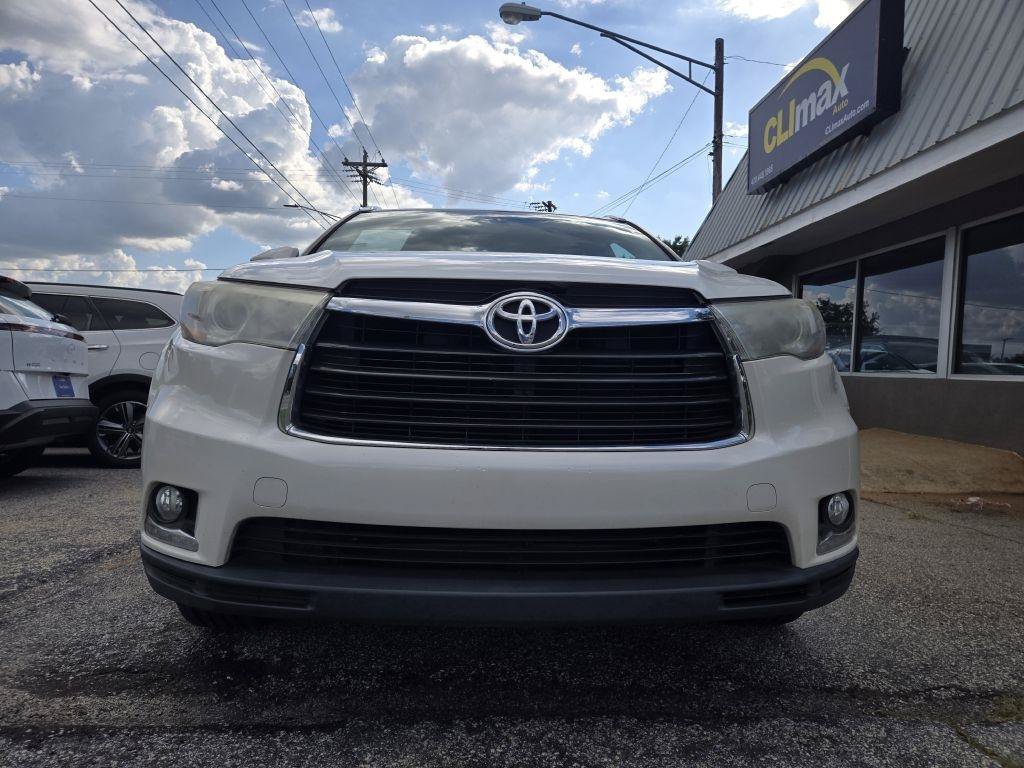 Used 2016 Toyota Highlander Limited FWD image 3