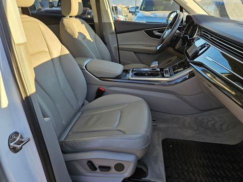 Used 2022 Audi Q7 Premium Plus image 35