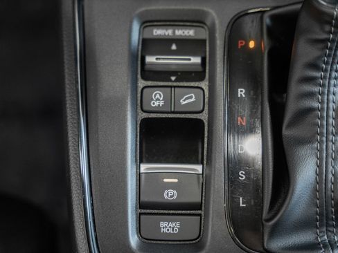 Used 2024 Honda CR-V LX image 24