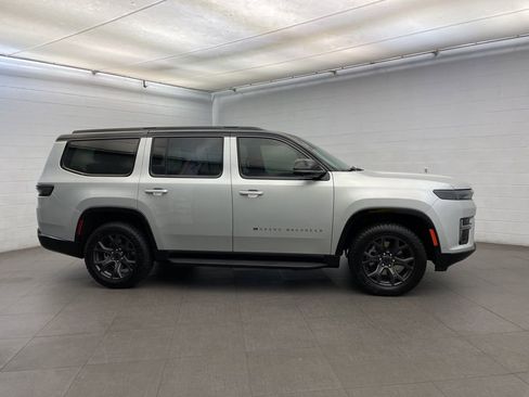 New 2026 Jeep Grand Wagoneer 4WD image 2