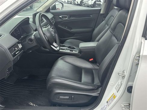 Certified 2022 Honda Civic EX-L image 4