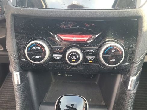 Used 2021 Subaru Forester Touring image 29