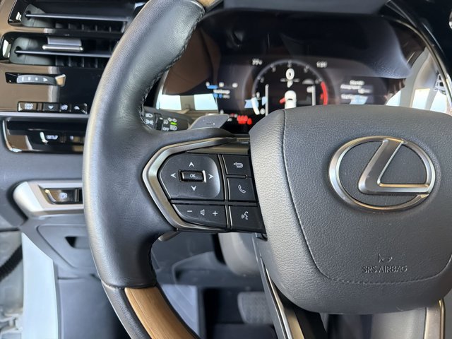 Used 2026 Lexus RX 350 Premium w/ Accessory Package (Z1) FWD image 5