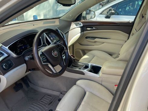Used 2016 Cadillac SRX Luxury AWD/4WD image 9