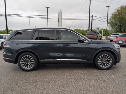 Used 2023 Lincoln Aviator Reserve w/ Elements Package Plus image 2
