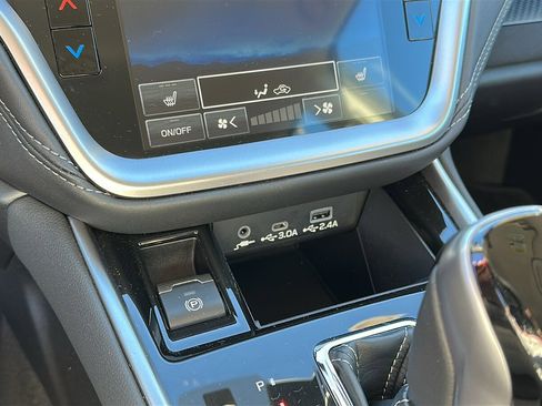 Certified 2025 Subaru Legacy Premium image 16