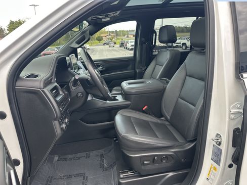 Certified 2022 Chevrolet Tahoe LT w/ LT Signature Package AWD/4WD image 12
