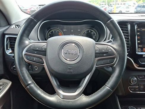 Used 2019 Jeep Cherokee Limited AWD/4WD image 14