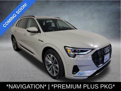 Used 2021 Audi e-tron Premium Plus w/ Premium Plus Package
