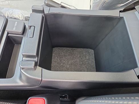 New 2026 Subaru Outback Limited AWD/4WD image 21
