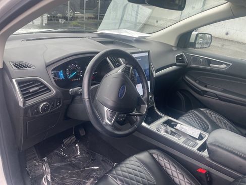 Used 2023 Ford Edge Titanium w/ Class II Trailer Tow Package image 7