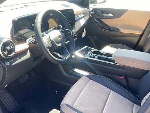 New 2026 Chevrolet Equinox ACTIV w/ Convenience Package III image 10