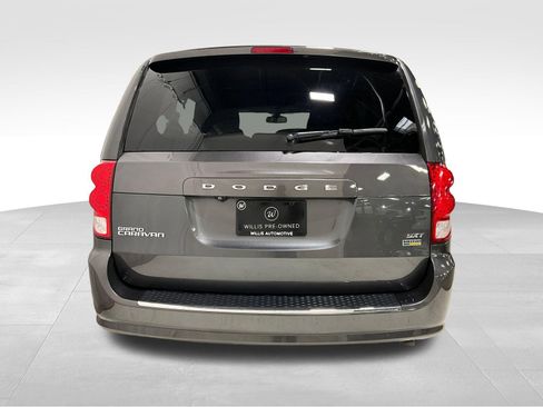 Used 2019 Dodge Grand Caravan SXT FWD image 5