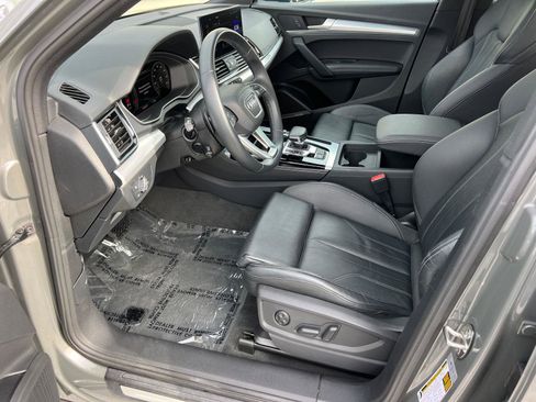 Certified 2023 Audi Q5 2.0T Premium Plus w/ Premium Plus Package image 9