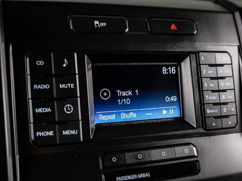 Used 2017 Ford F150 XL w/ Equipment Group 101A Mid RWD image 24