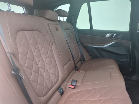 Used 2024 BMW X5 xDrive40i w/ Premium Package image 24