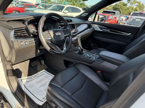 Certified 2023 Cadillac XT6 Premium Luxury w/ Technology Package AWD/4WD image 12