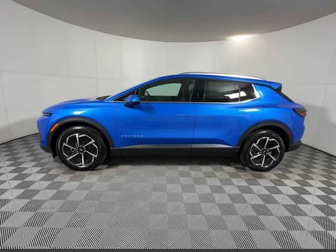 New 2026 Chevrolet Equinox EV LT image 10