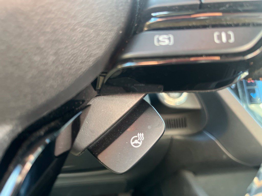 Used 2025 Subaru Forester Touring AWD/4WD image 19