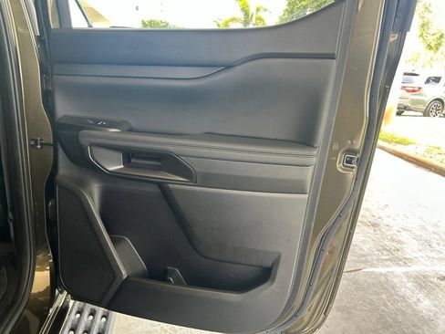 Used 2025 Ford Ranger Raptor AWD/4WD image 32