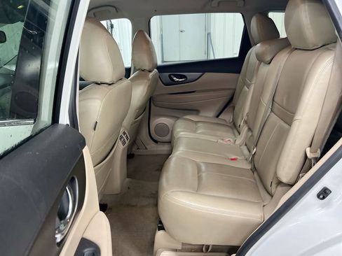 Used 2015 Nissan Rogue SV w/ SV Premium Package image 22