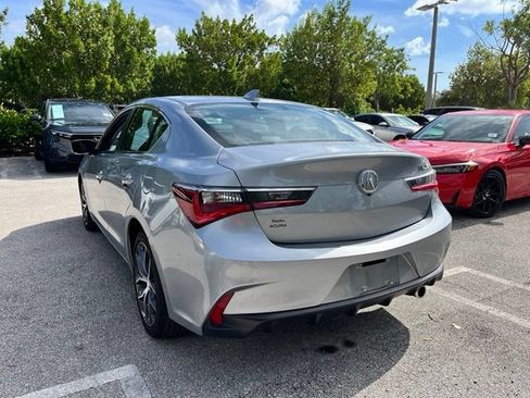 Used 2019 Acura ILX FWD image 4