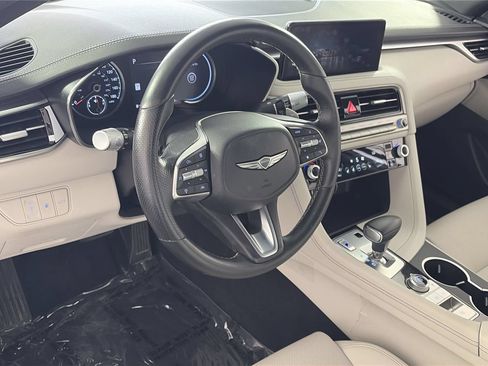 Used 2025 Genesis G70 2.5T AWD/4WD image 10