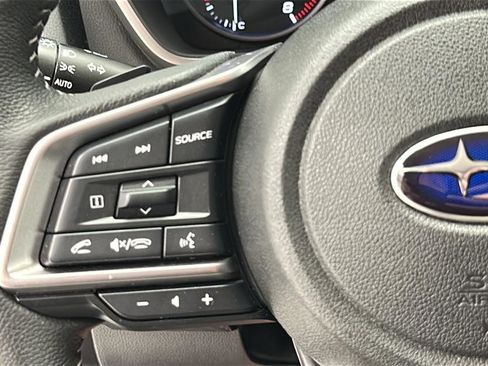 Used 2023 Subaru Ascent Premium w/ Convenience Package AWD/4WD image 17